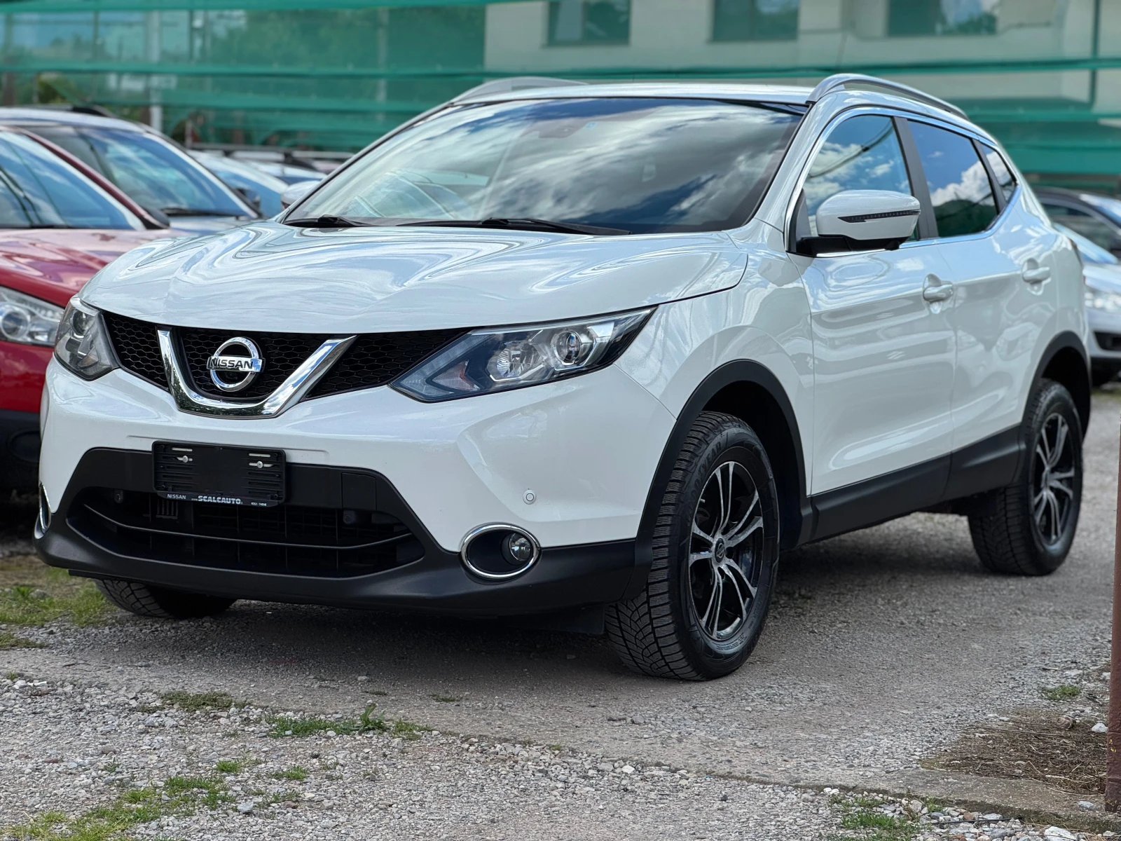 Nissan Qashqai 1.6dci * 4x4 * NAVI - изображение 2