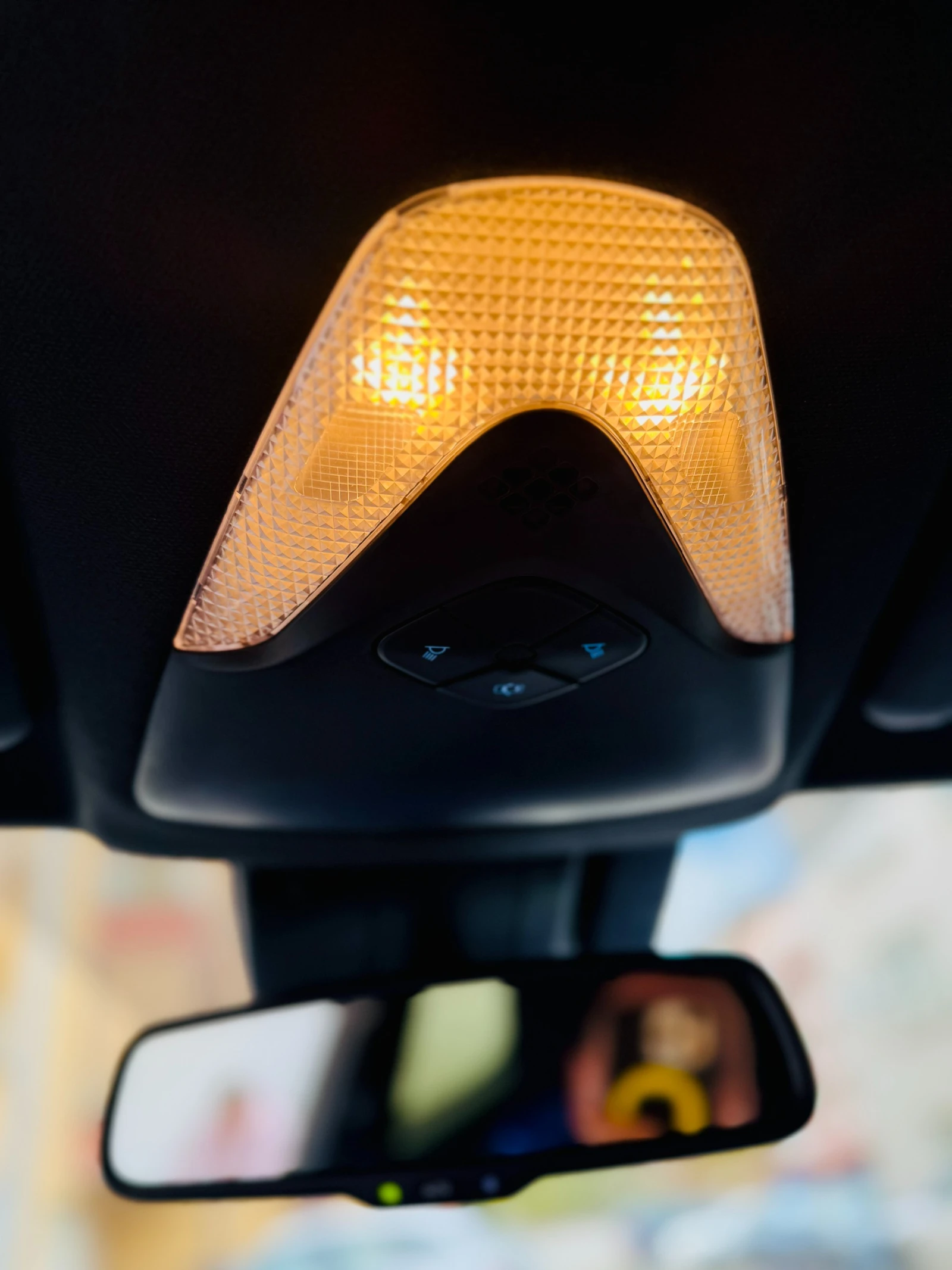 Toyota C-HR 1.8 Hybrid в официална гаранция | Mobile.bg — изображение 15