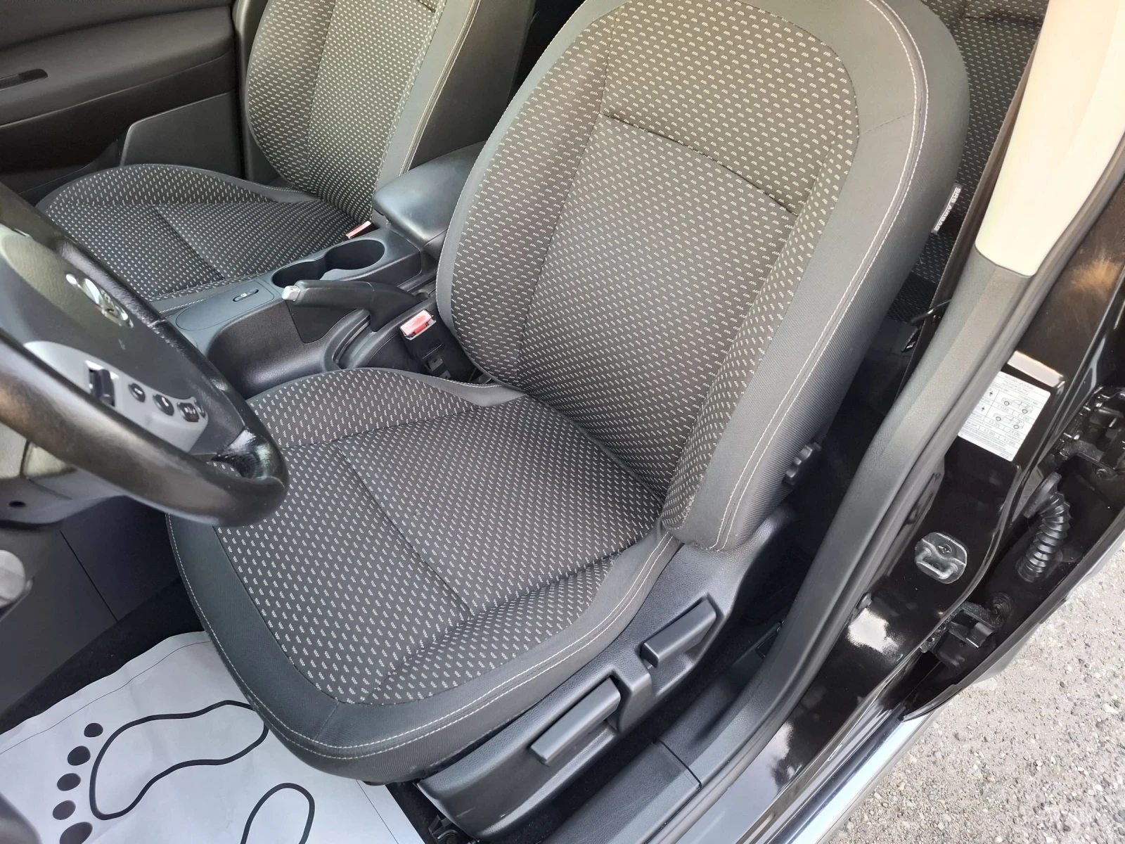 Nissan Qashqai 2.0i - изображение 5