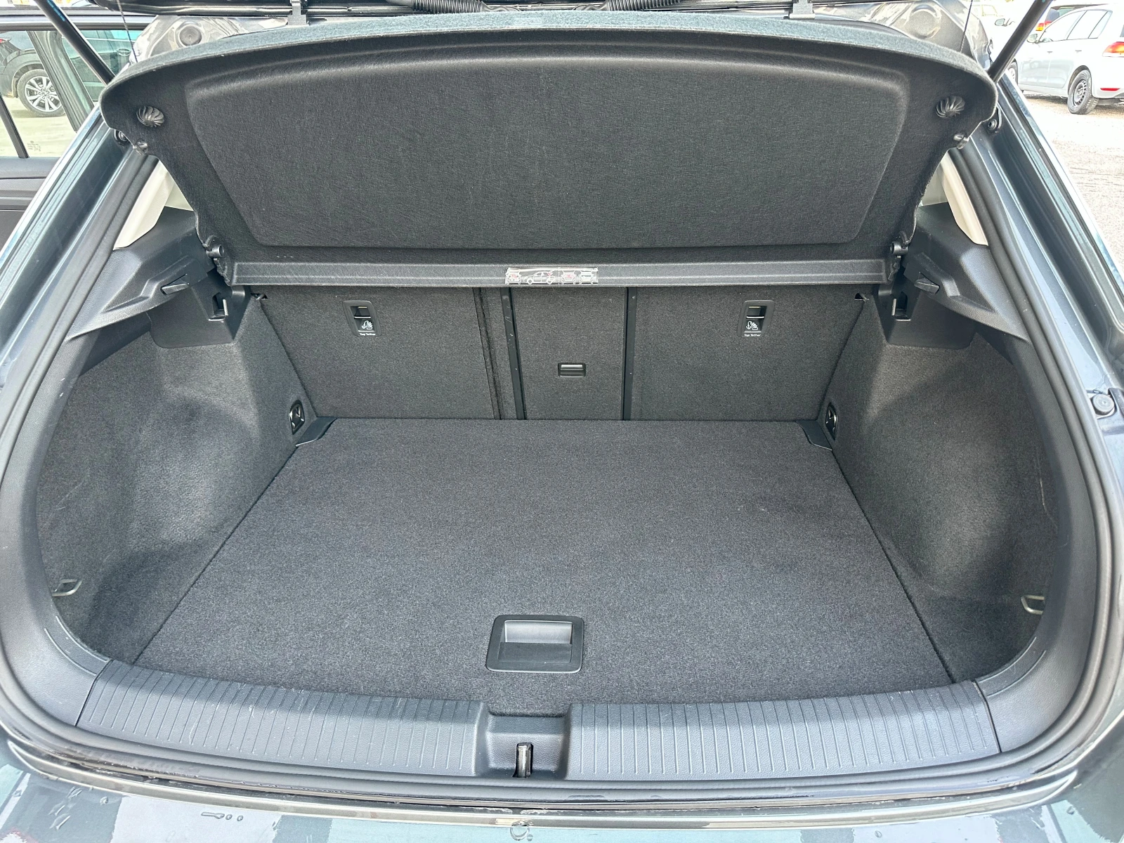 VW T-Roc 2.0TDI | Mobile.bg   12