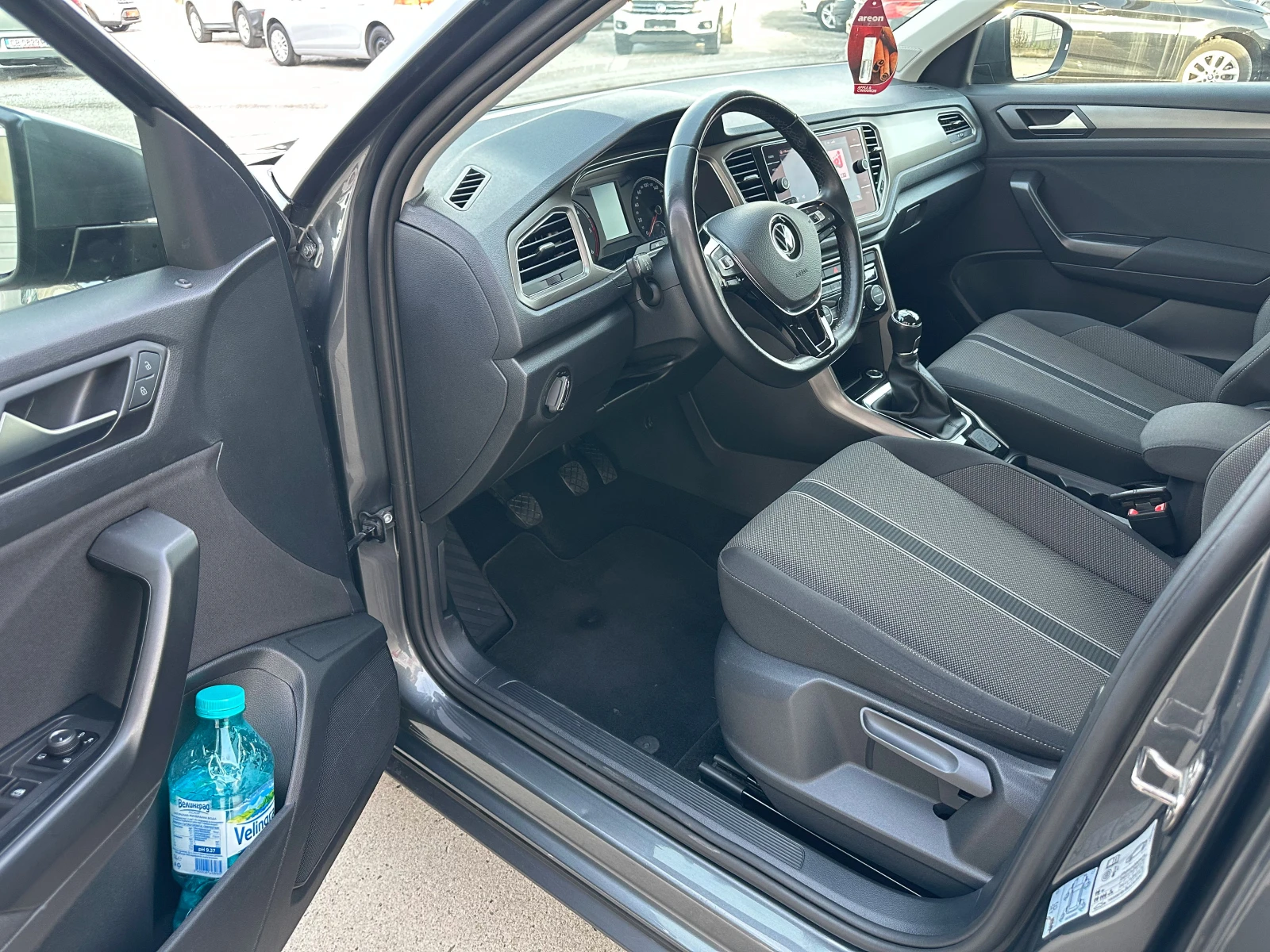 VW T-Roc 2.0TDI | Mobile.bg   8