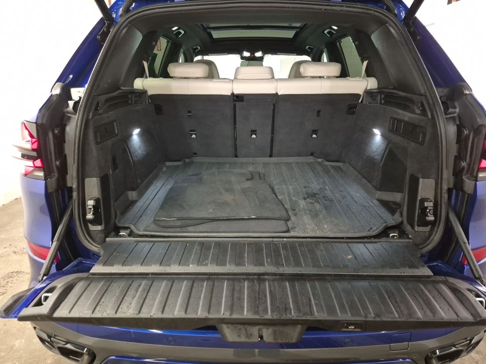 BMW X5 M60I TwinTurbo V8 4.4L - изображение 8