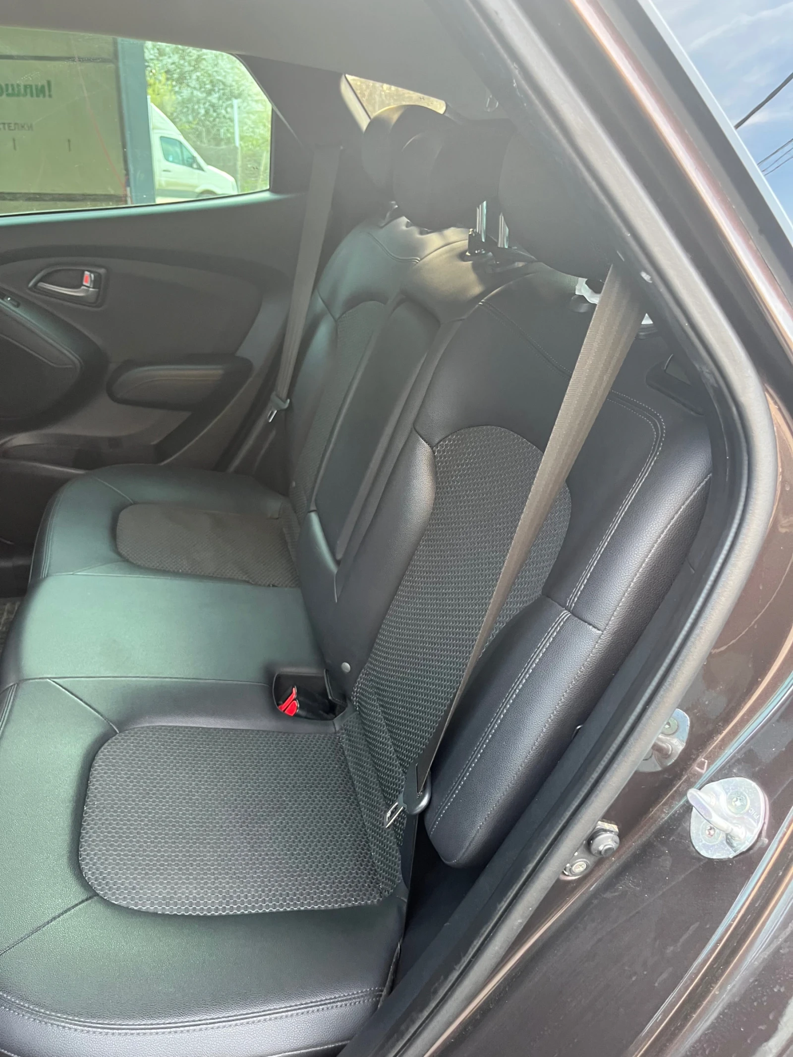 Hyundai IX35, снимка 6 - Автомобили и джипове - 54123604