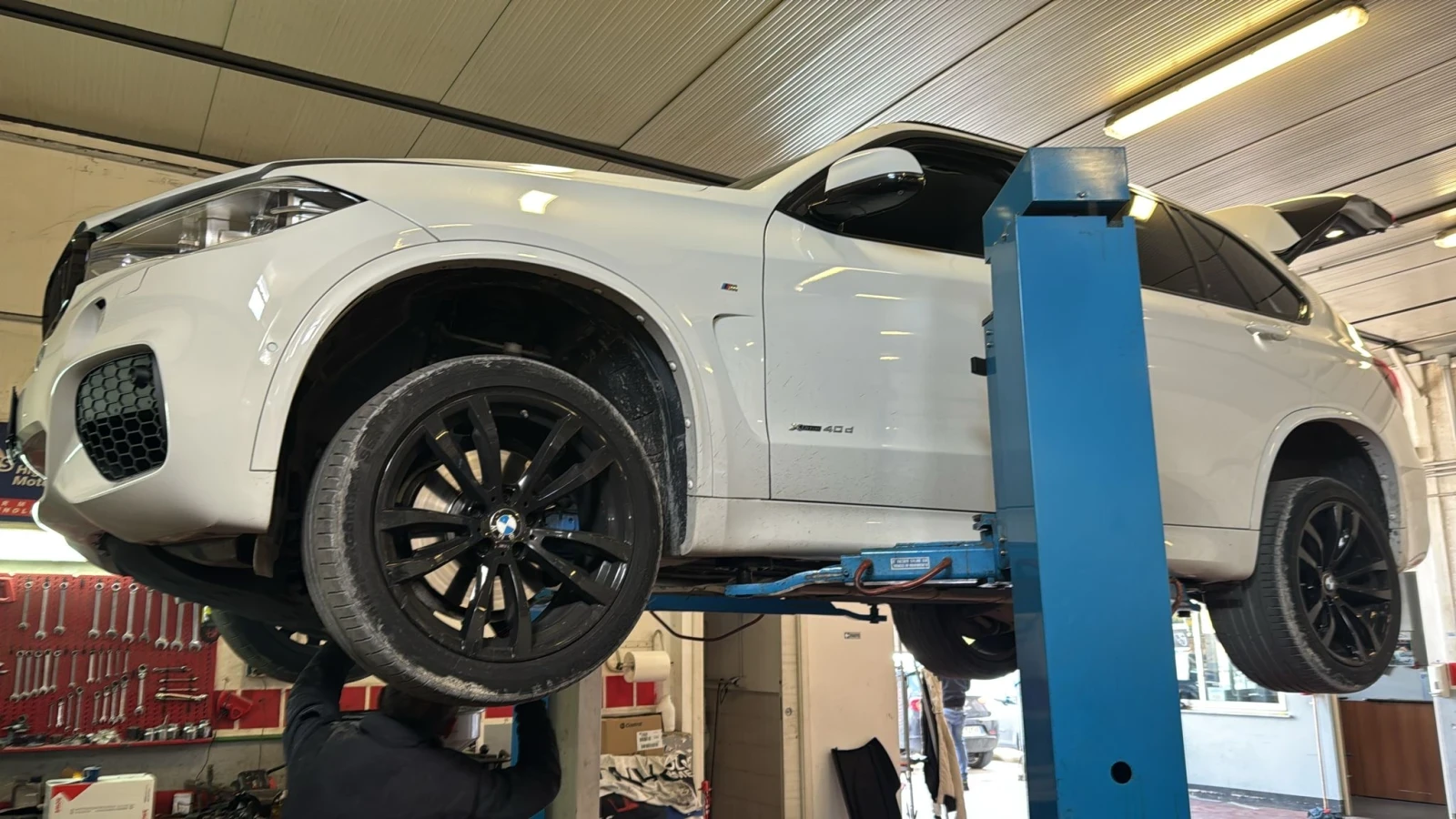 BMW X5 xDrive 40d Experience, снимка 7 - Автомобили и джипове - 54123278