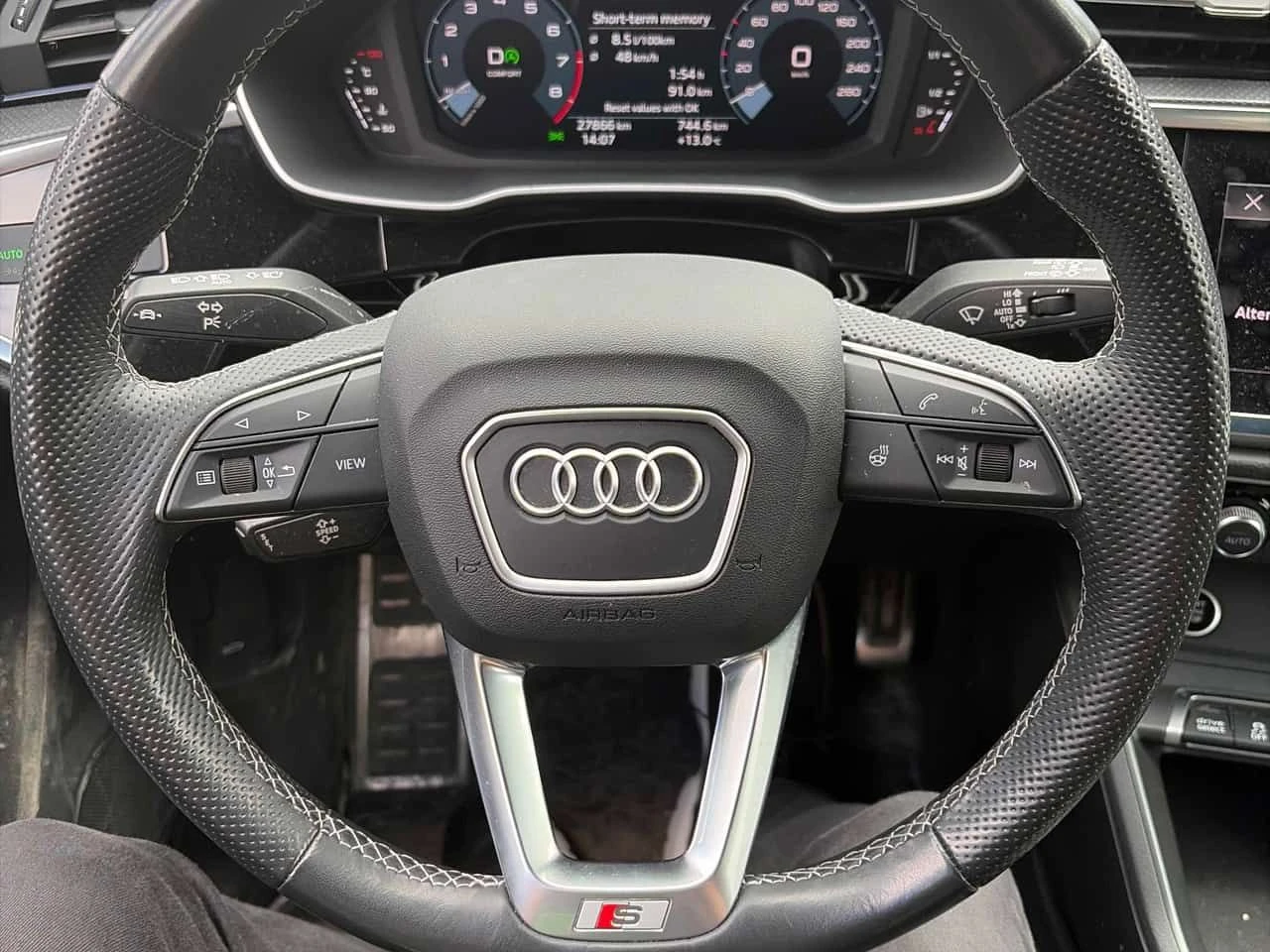 Audi Q3 * Progressiv * CARFAX * ��� ������������ ������ | Mobile.bg � ����������� 8