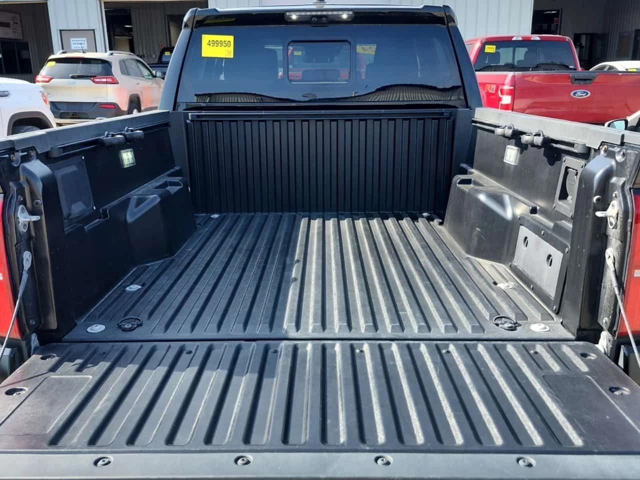 Toyota Tacoma | LIMITED HYBRID CREW CAB SHORT BED | CARFAX | Mobile.bg � ����������� 14
