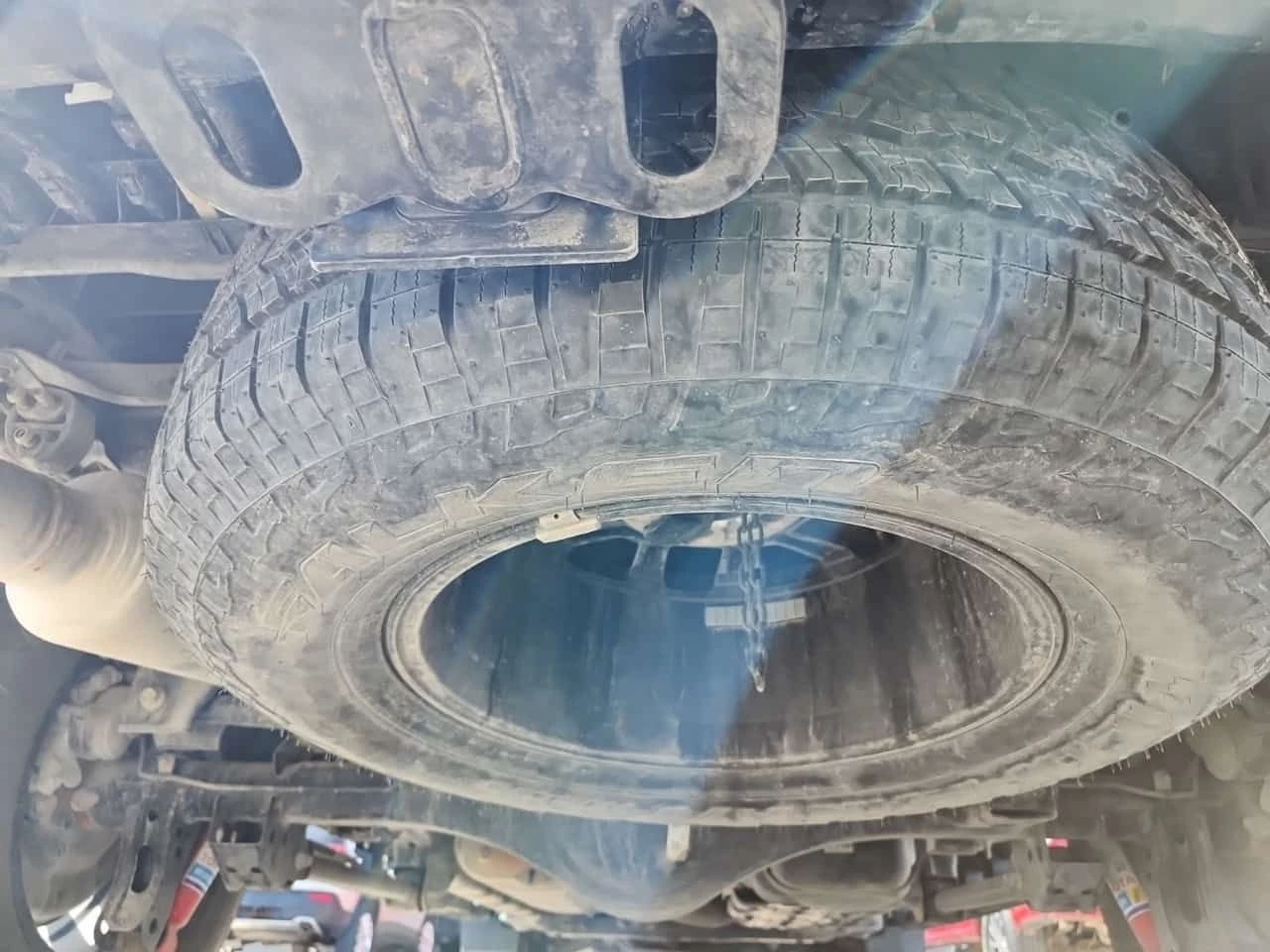 Toyota Tacoma | LIMITED HYBRID CREW CAB SHORT BED | CARFAX | Mobile.bg � ����������� 15