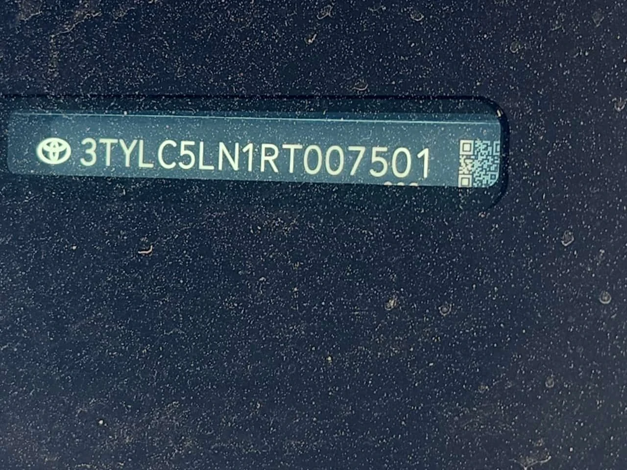 Toyota Tacoma | LIMITED HYBRID CREW CAB SHORT BED | CARFAX | Mobile.bg � ����������� 17