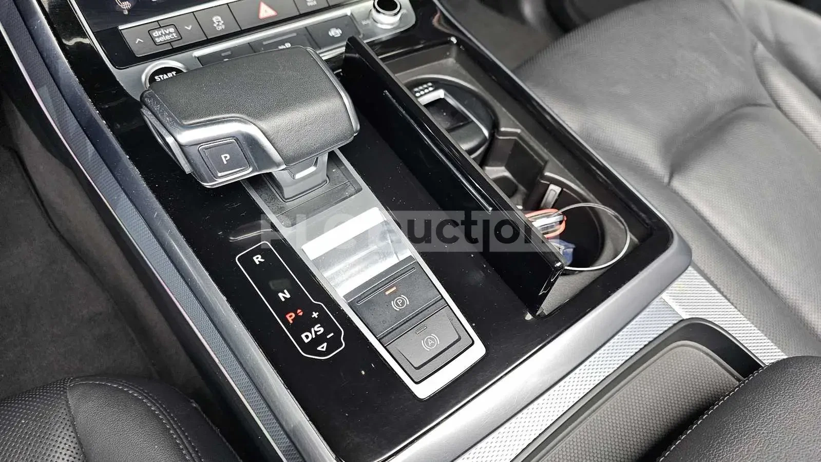 Audi Q7 !PRESTIGE! 45TDI QUATTRO/HEAD UP/PANO/360/, снимка 8 - Автомобили и джипове - 55087980