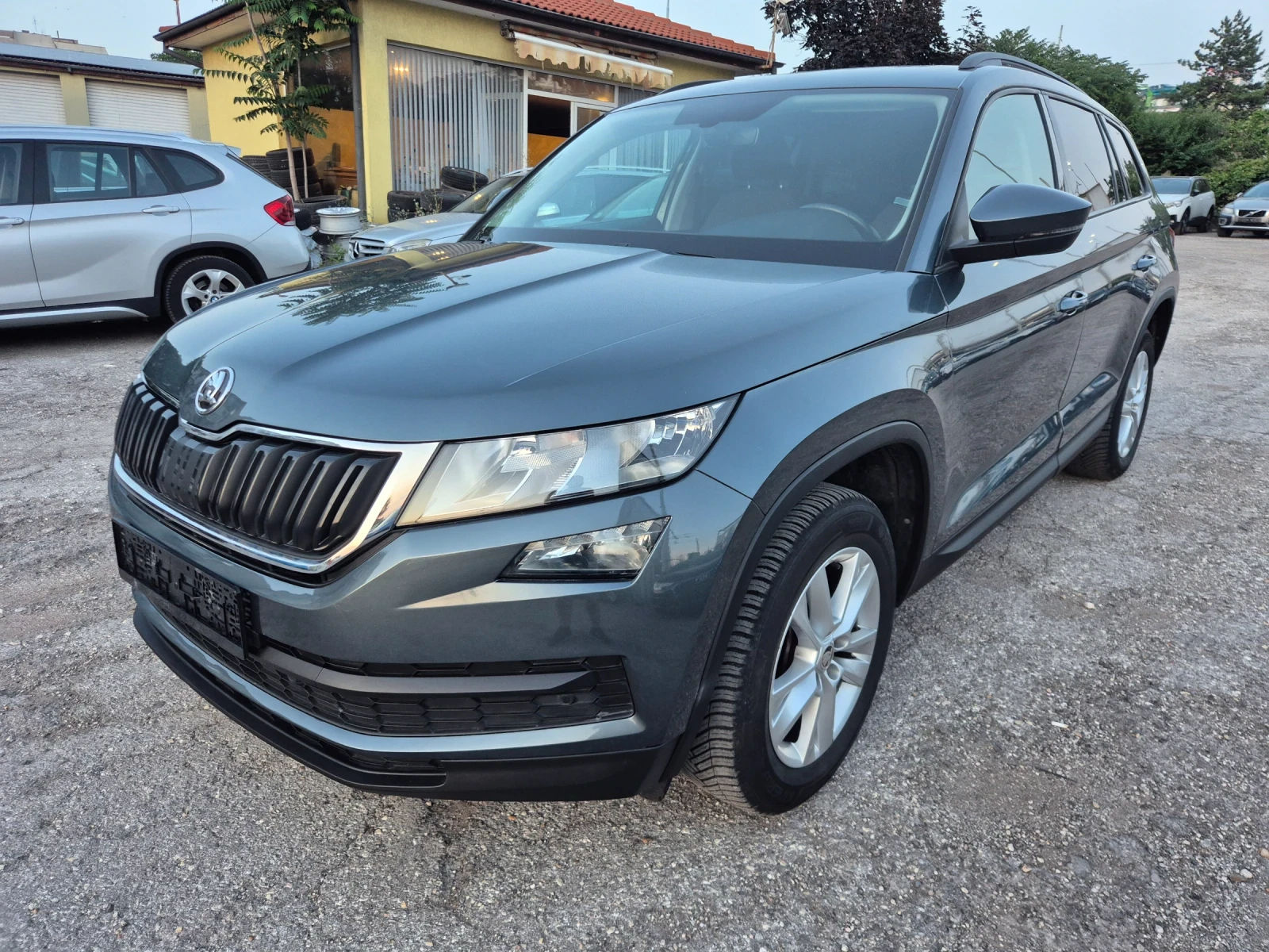 Skoda Kodiaq 2.0TDI* 4X4* 7-МЕСТA* NAVI* STYLE, снимка 2 - Автомобили и джипове - 55093532