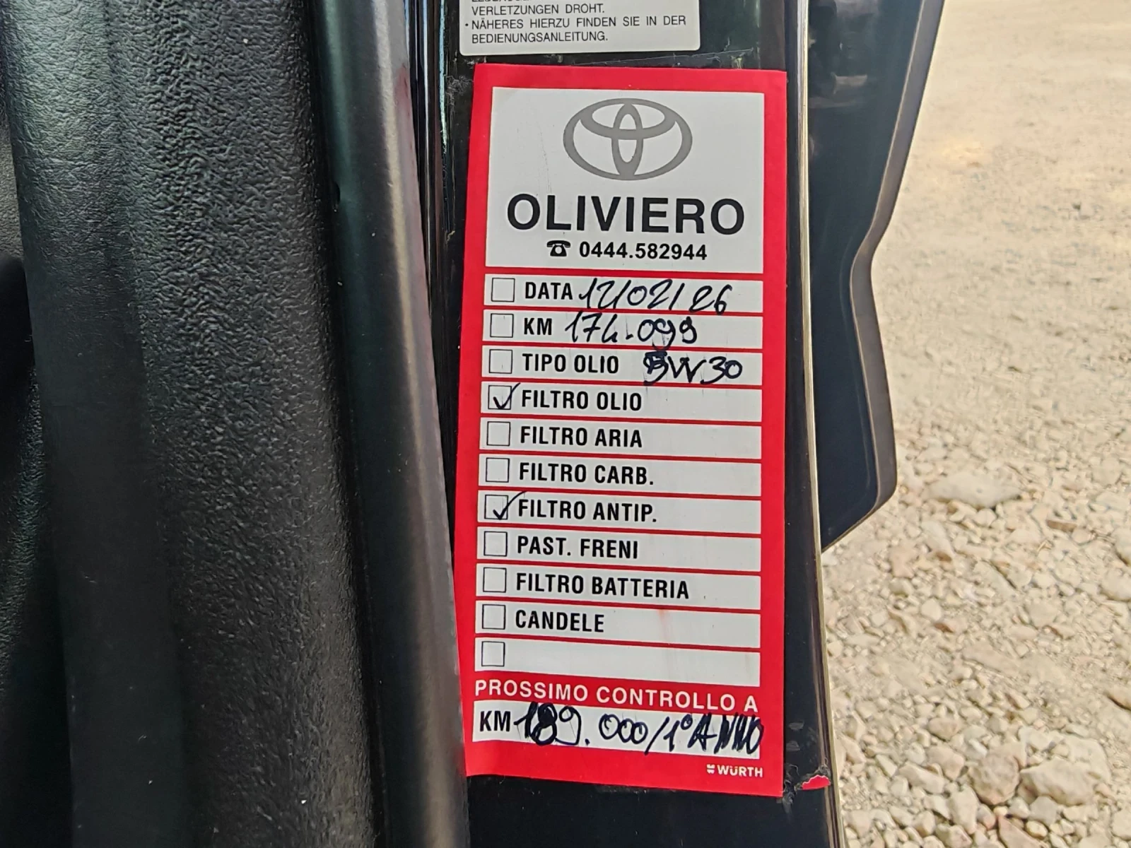 Toyota Rav4 2.2 150 К.С. ДИЗЕЛ! 176 000 КМ! УНИКАЛЕН!!!, снимка 9 - Автомобили и джипове - 55125184