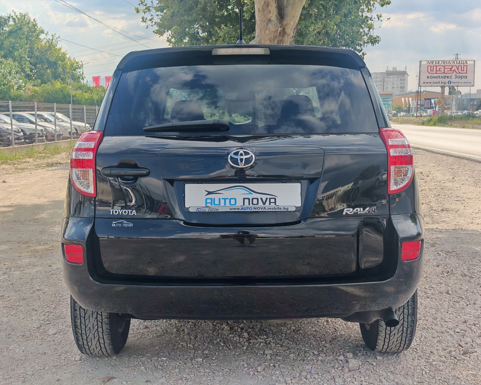 Toyota Rav4 2.2 150 К.С. ДИЗЕЛ! 176 000 КМ! УНИКАЛЕН!!!, снимка 6 - Автомобили и джипове - 55125184