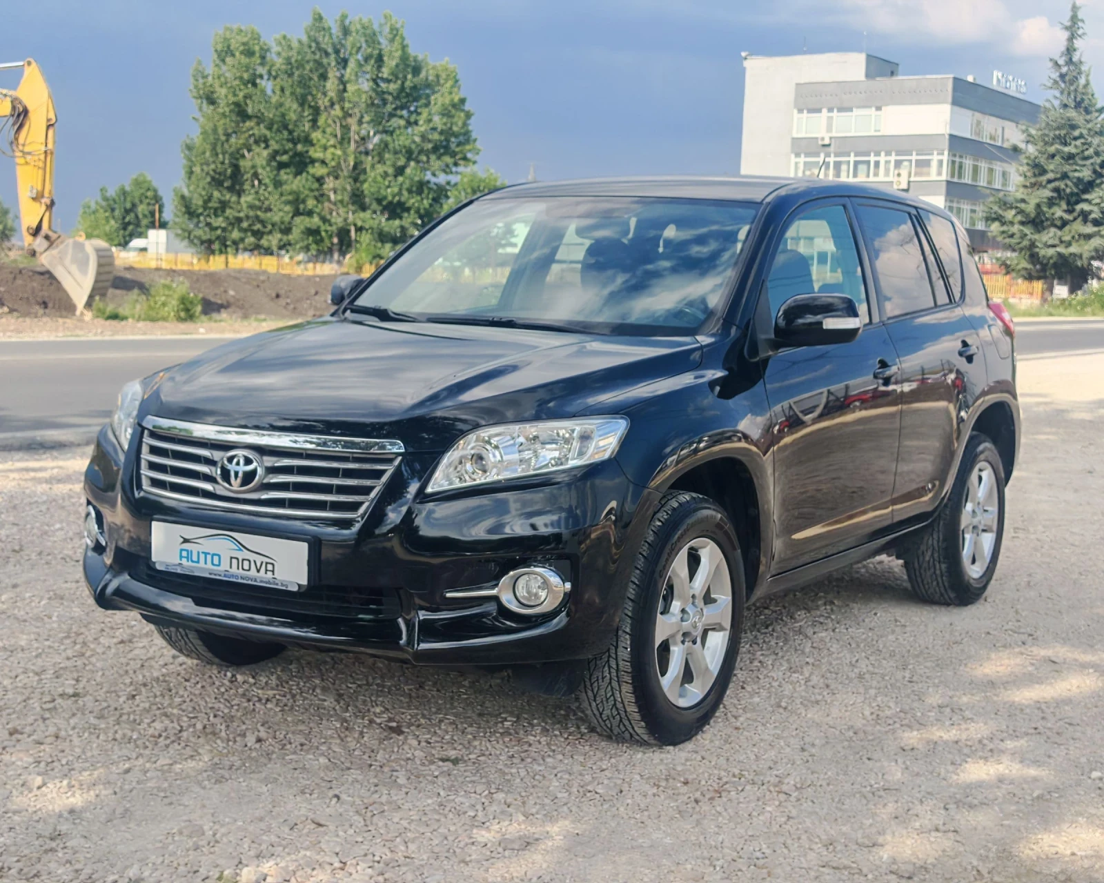 Toyota Rav4 2.2 150 К.С. ДИЗЕЛ! 176 000 КМ! УНИКАЛЕН!!!, снимка 3 - Автомобили и джипове - 55125184