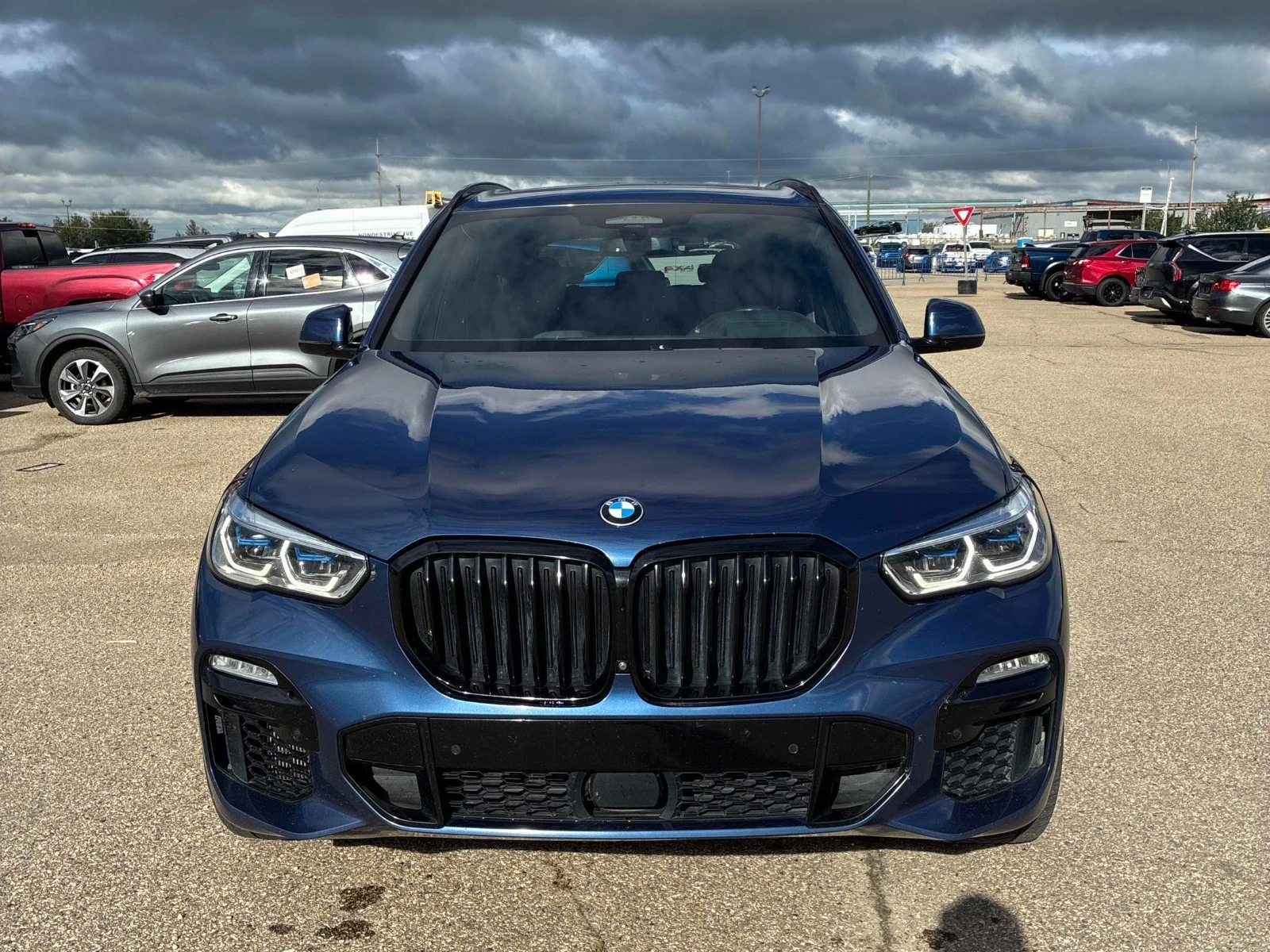 BMW X5 M50I ЦЕНА ДО БЪЛГАРИЯ РЕГИСТРАЦИЯ & АВТОКРЕДИТ, снимка 2 - Автомобили и джипове - 55579765