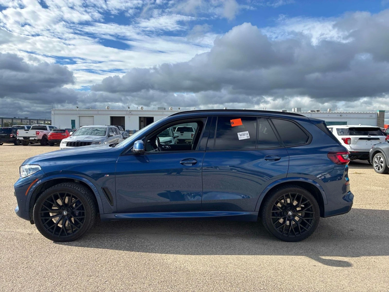 BMW X5 M50I ЦЕНА ДО БЪЛГАРИЯ РЕГИСТРАЦИЯ & АВТОКРЕДИТ, снимка 3 - Автомобили и джипове - 55579765