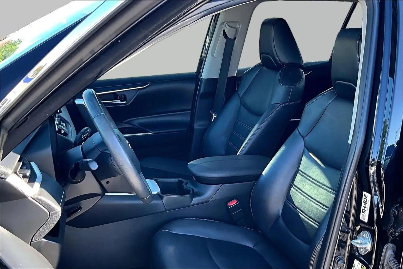 Toyota Rav4 AWD | LEATHER | SUNROOF | TOUCHSCREEN | XLE | , снимка 12 - Автомобили и джипове - 56025398