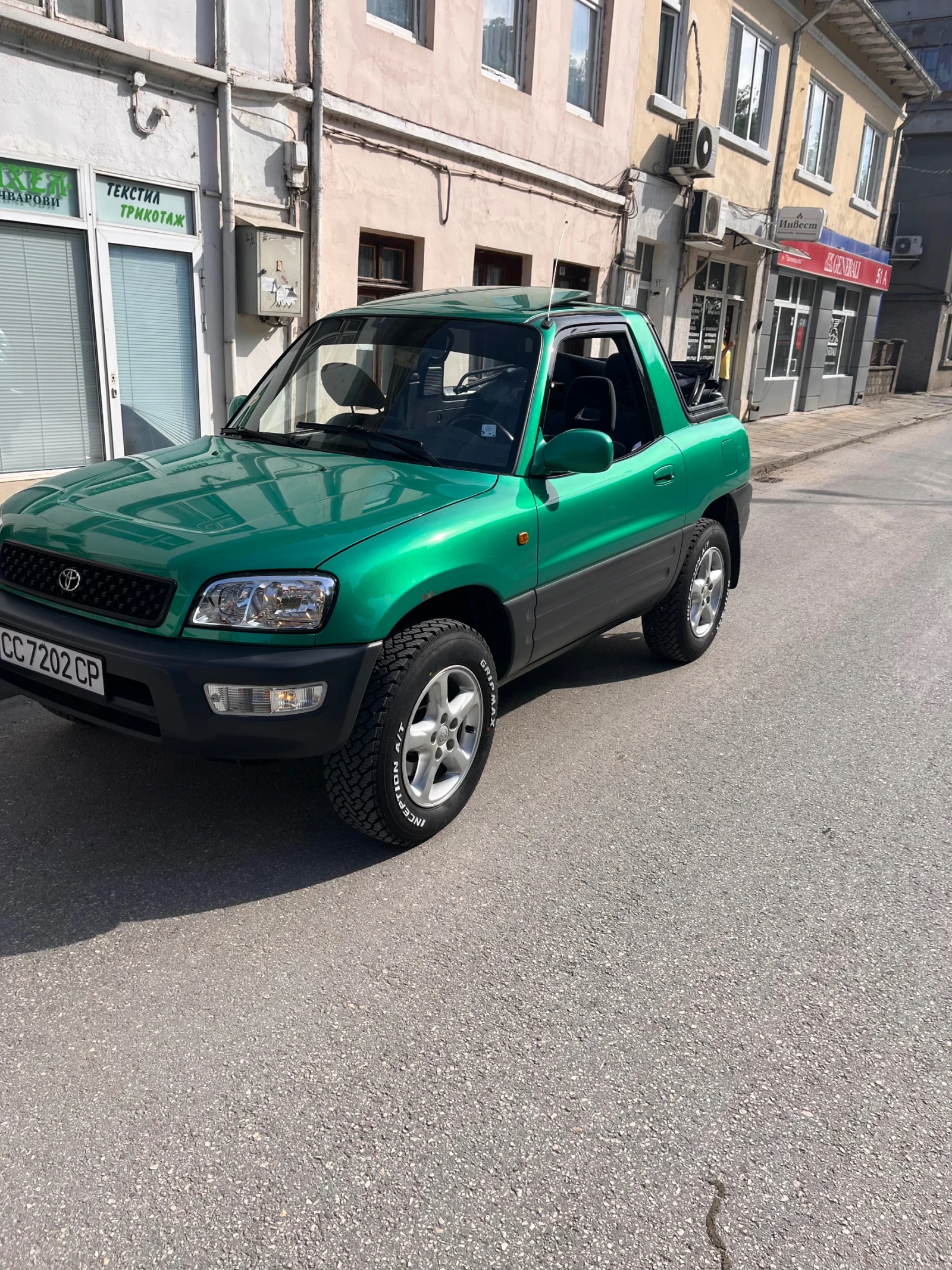 Toyota Rav4 Кабрио, снимка 8 - Автомобили и джипове - 56188760