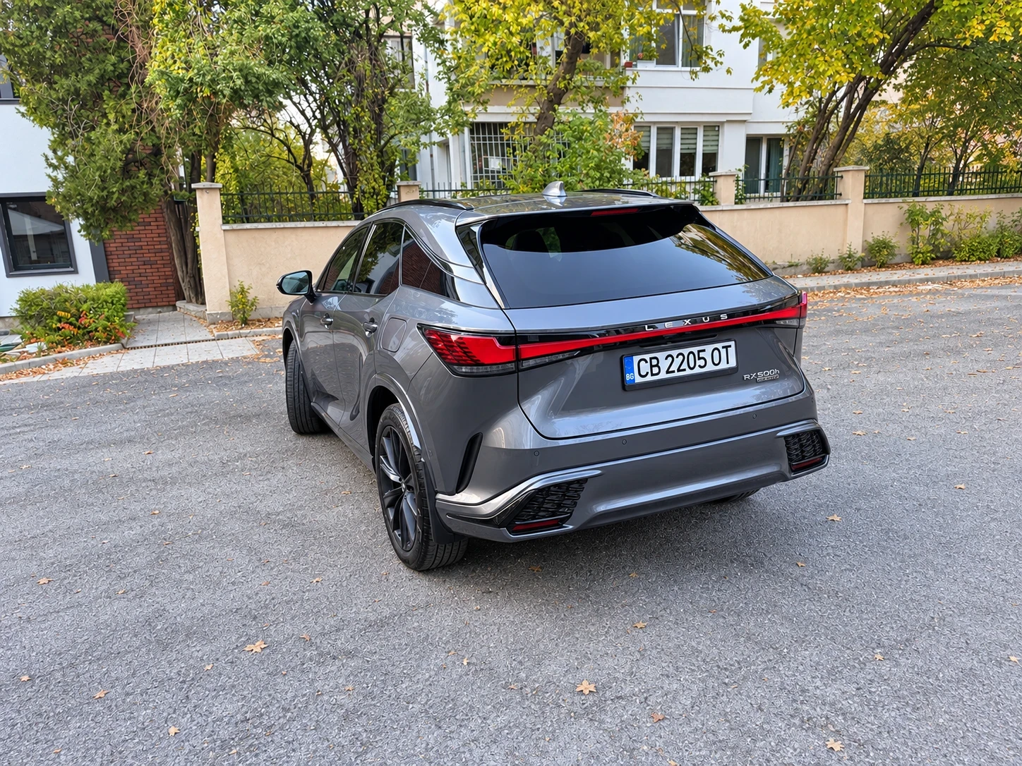 Lexus RX 500h F SPORT, снимка 6 - Автомобили и джипове - 56646514