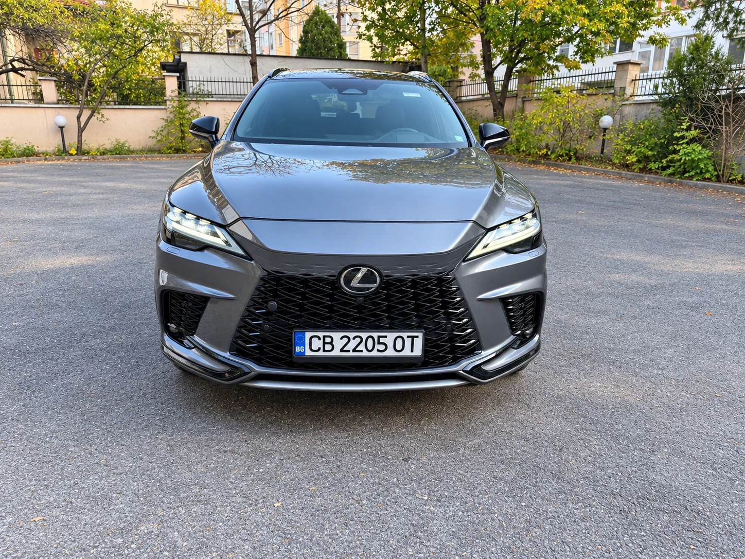 Lexus RX 500h F SPORT, снимка 2 - Автомобили и джипове - 56646514