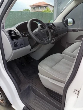 VW Transporter T 6 2.00 TDI, снимка 10 - Бусове и автобуси - 53697006