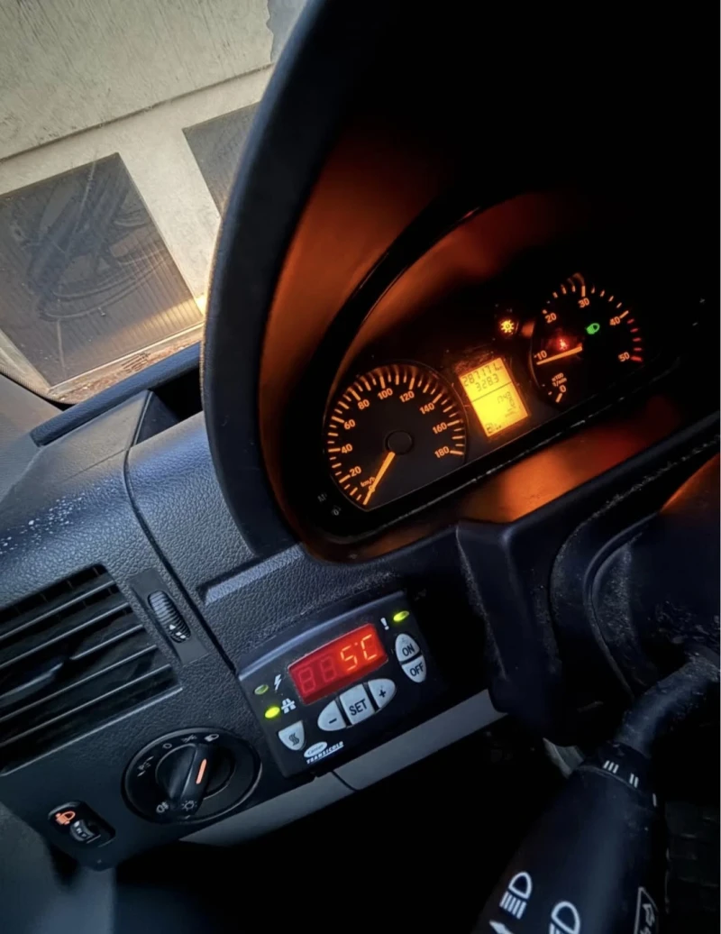 Mercedes-Benz Sprinter 313 * ХЛАДИЛЕН* КЛИМАТРОНИК* ШВЕЙЦАРИЯ* , снимка 7 - Бусове и автобуси - 53343107