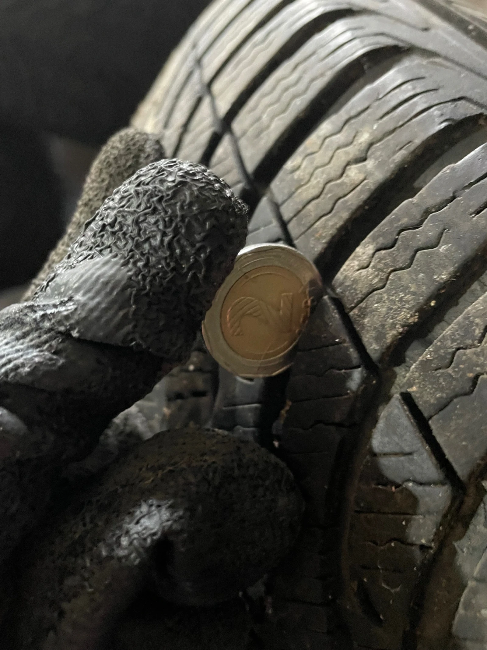    205/60R16  VW Passat | Mobile.bg   4