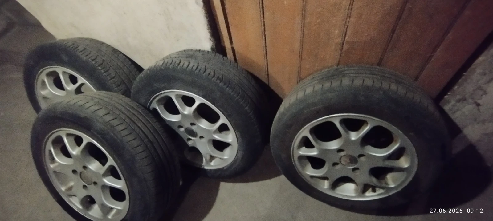 ���� � ������ 195/60R15 | Mobile.bg � ����������� 1
