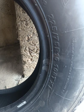 Гуми Всесезонни 225/75R16, снимка 3 - Гуми и джанти - 49576754