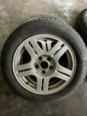       205/60R16  VW Passat