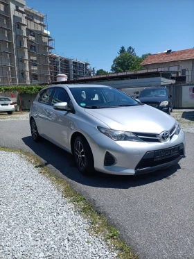 Toyota Auris 1.3i, снимка 3