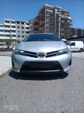 Toyota Auris 1.3i, снимка 2