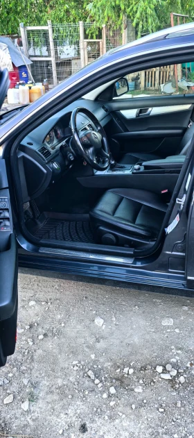 Mercedes-Benz C 220, снимка 14