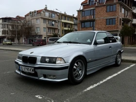 BMW 318 1.8is, снимка 1