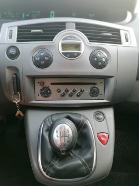 Обява за продажба на Renault Scenic 1.6i ~5 200 лв. - изображение 11