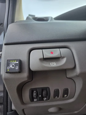 Обява за продажба на Renault Scenic 1.6i ~5 200 лв. - изображение 10