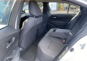 Toyota Corolla 1.6i Comfort, снимка 9