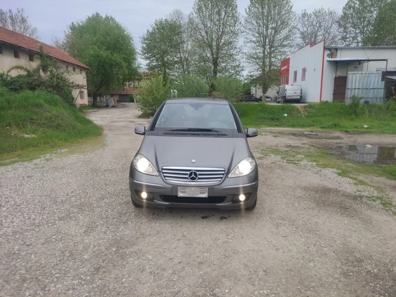 Mercedes-Benz A 150 1.5като нов феис лифт, снимка 2 - Автомобили и джипове - 49417098