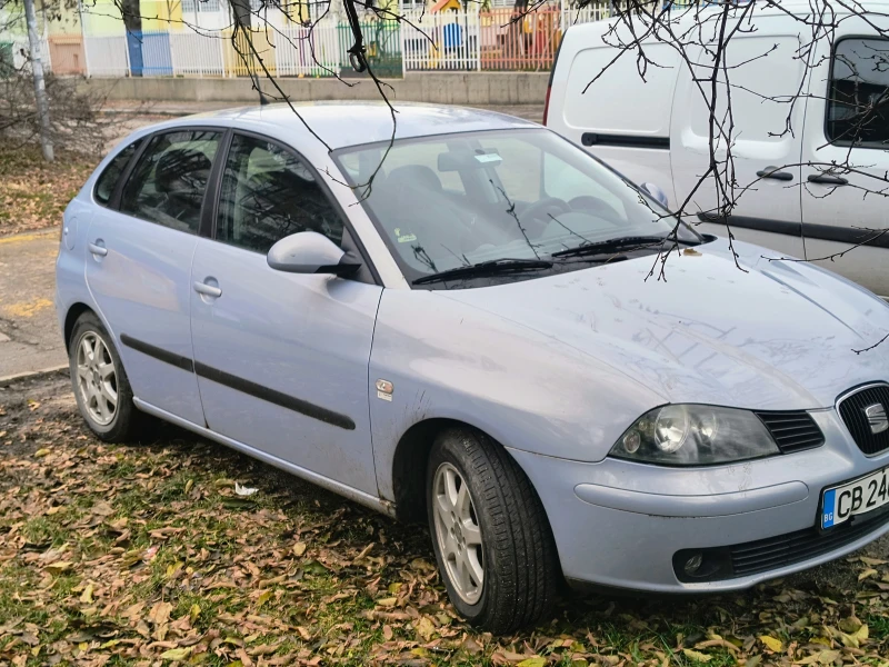 Seat Ibiza, снимка 1 - Автомобили и джипове - 48257963