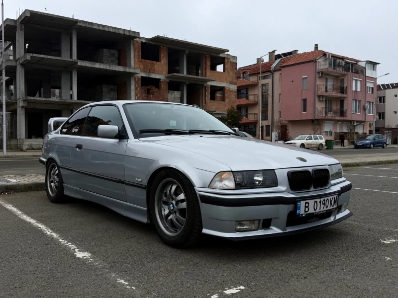 BMW 318 1.8is, снимка 3 - Автомобили и джипове - 49312812