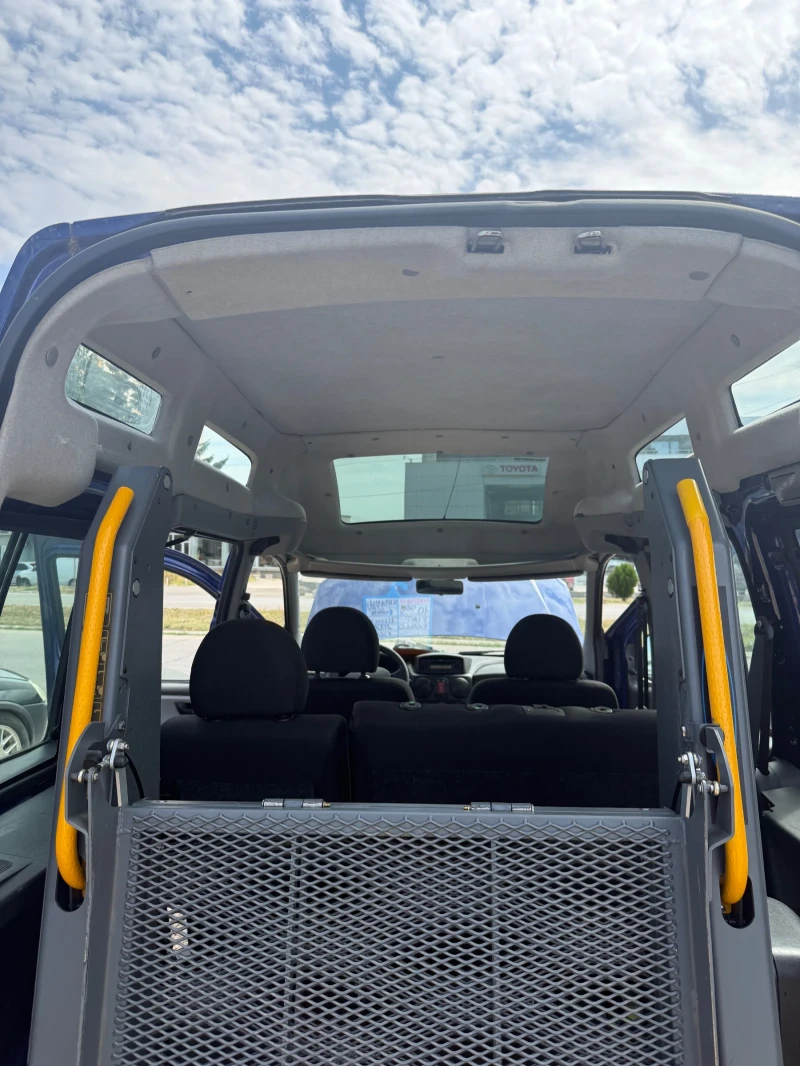 Fiat Doblo За хора с увреждания, снимка 6 - Автомобили и джипове - 51604911