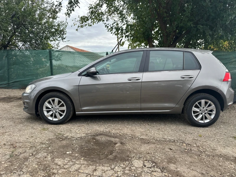 VW Golf 1.6tdi Highline, снимка 3 - Автомобили и джипове - 52381070