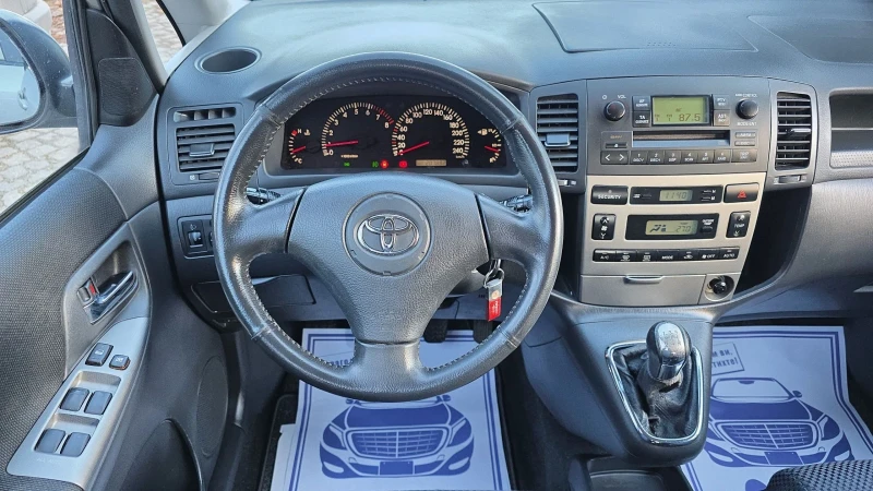 Toyota Corolla verso 1.8i 135k.c., снимка 10 - Автомобили и джипове - 52943409