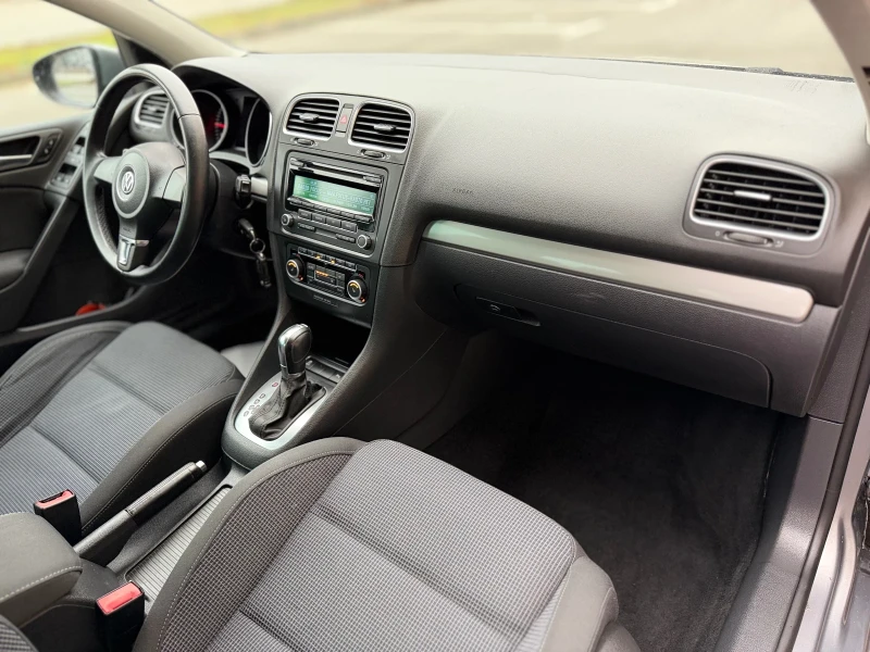 VW Golf TDI DSG R-LINE, снимка 8 - Автомобили и джипове - 53023279