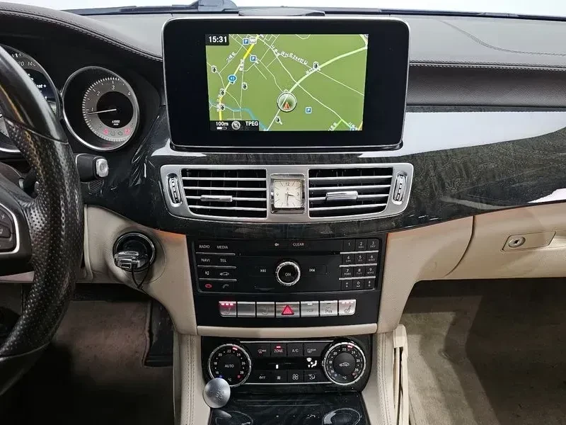 Mercedes-Benz CLS Bluetec 4Matic Shooting Brake, снимка 12 - Автомобили и джипове - 55059509
