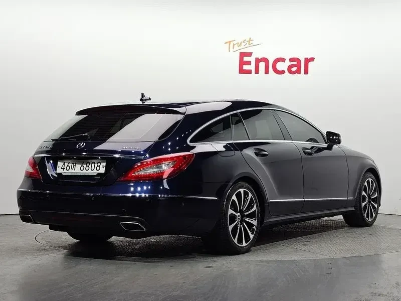 Mercedes-Benz CLS Bluetec 4Matic Shooting Brake, снимка 3 - Автомобили и джипове - 55059509