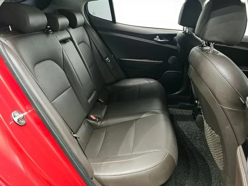 Kia Stinger  ������� ���� 2.0� 2WD Platinum  | Mobile.bg � ����������� 10