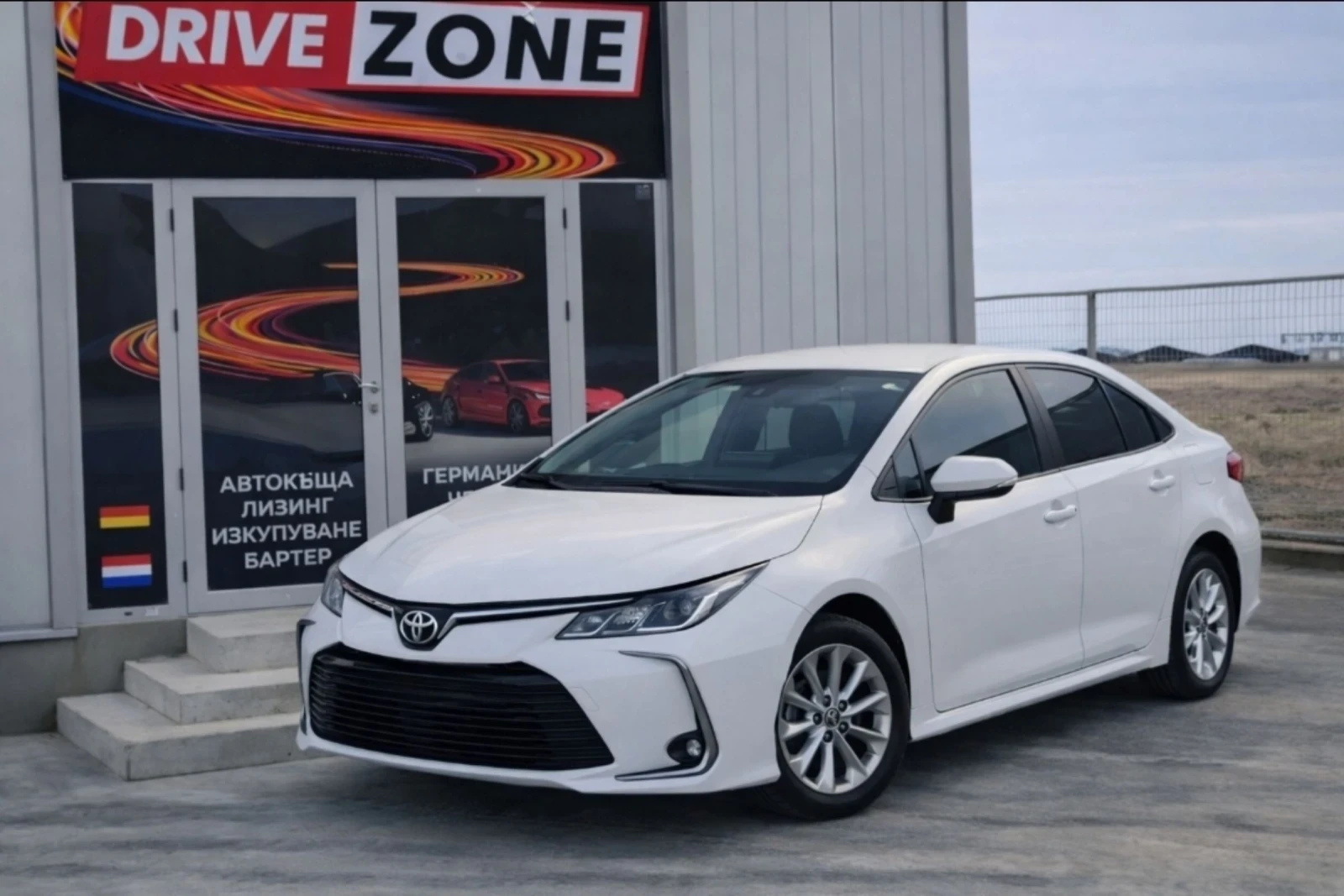 Toyota Corolla 1.6i Comfort, снимка 1