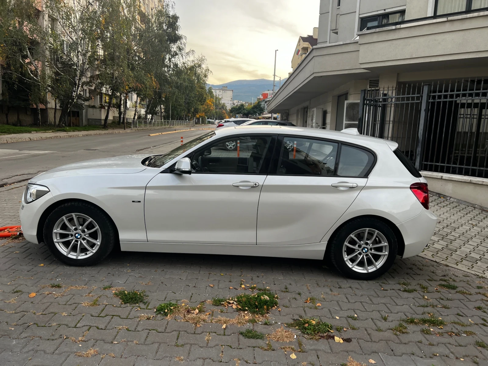 BMW 118  - изображение 2