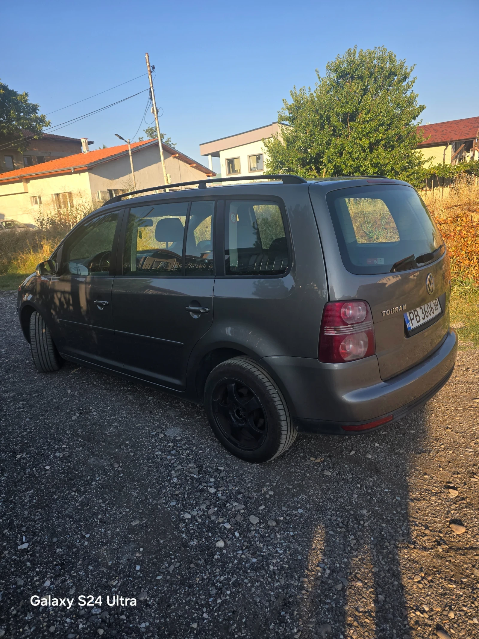 VW Touran 1.9 TDI 105 FACE - изображение 4