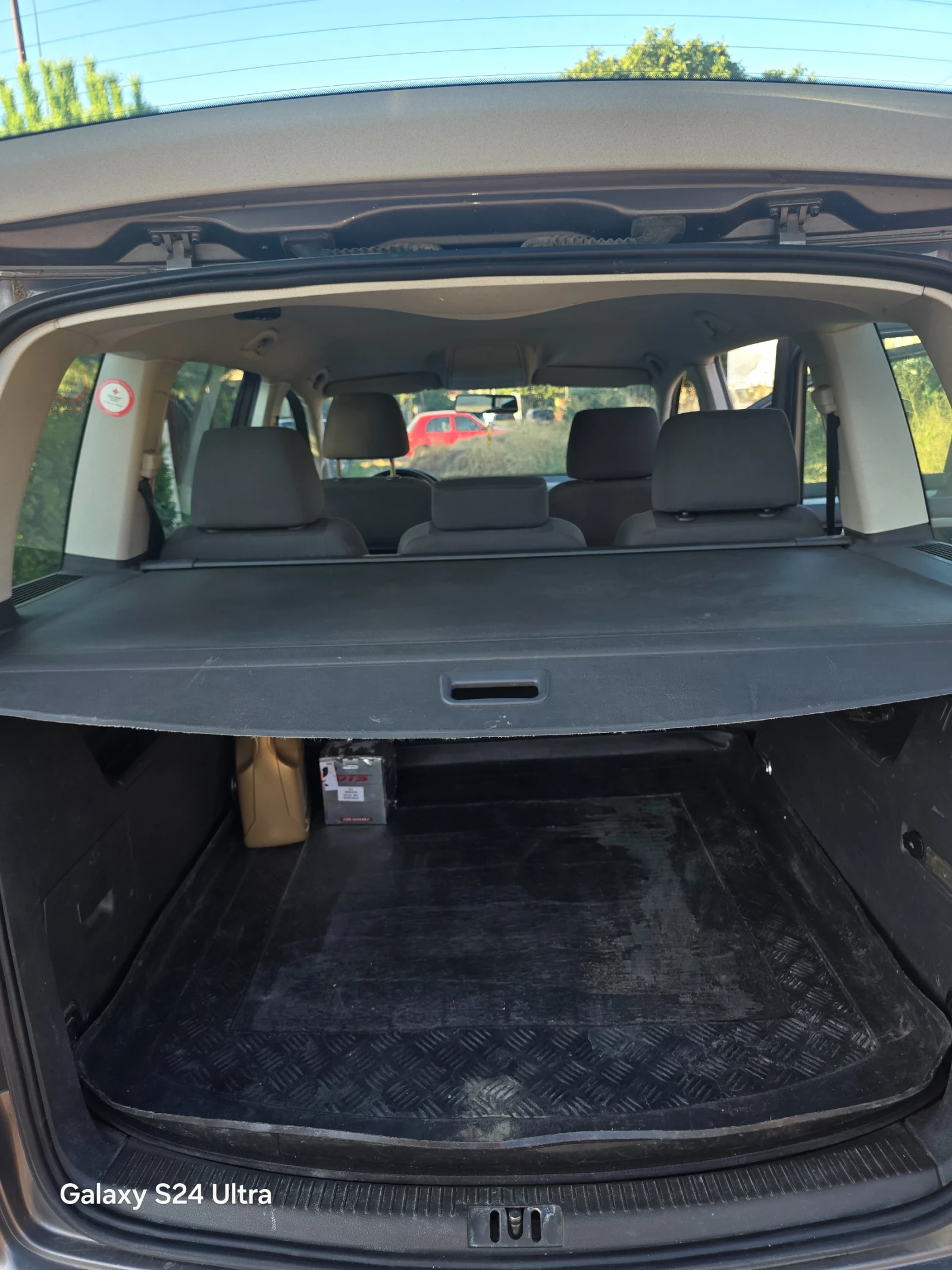 VW Touran 1.9 TDI 105 FACE - изображение 9